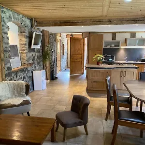 la-ferme-du-fay.hotels-rhonealpes.com/